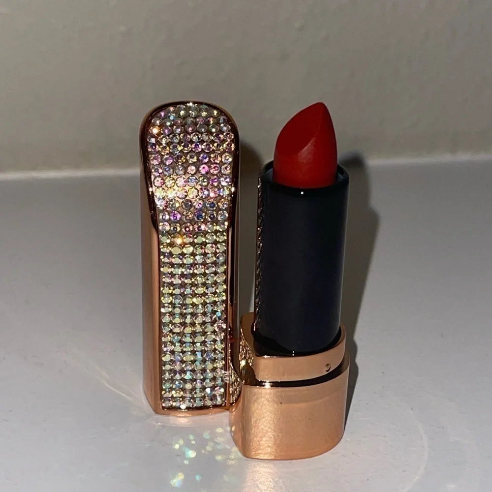 Evelier GALAXY Glamour Red satan matte Lipstick